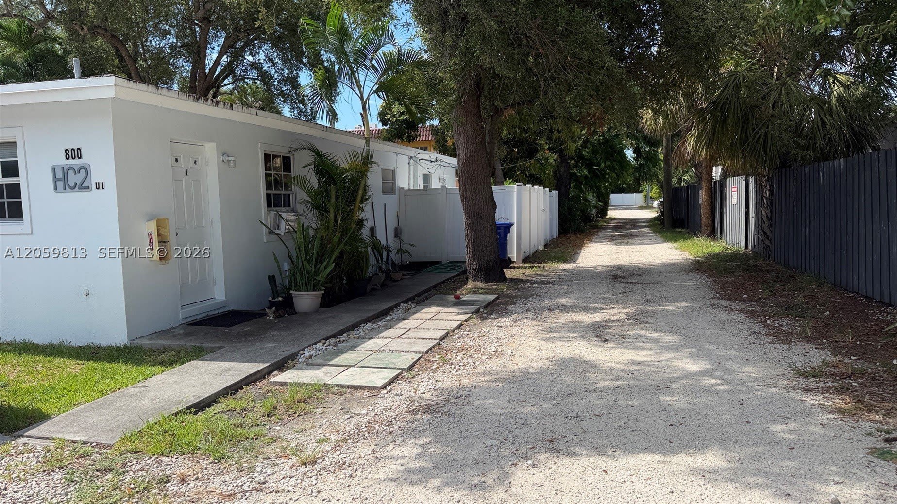 800 SE 15th St – photo 3
