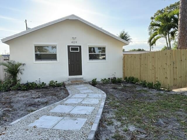 409 Perry Avenue – photo 1