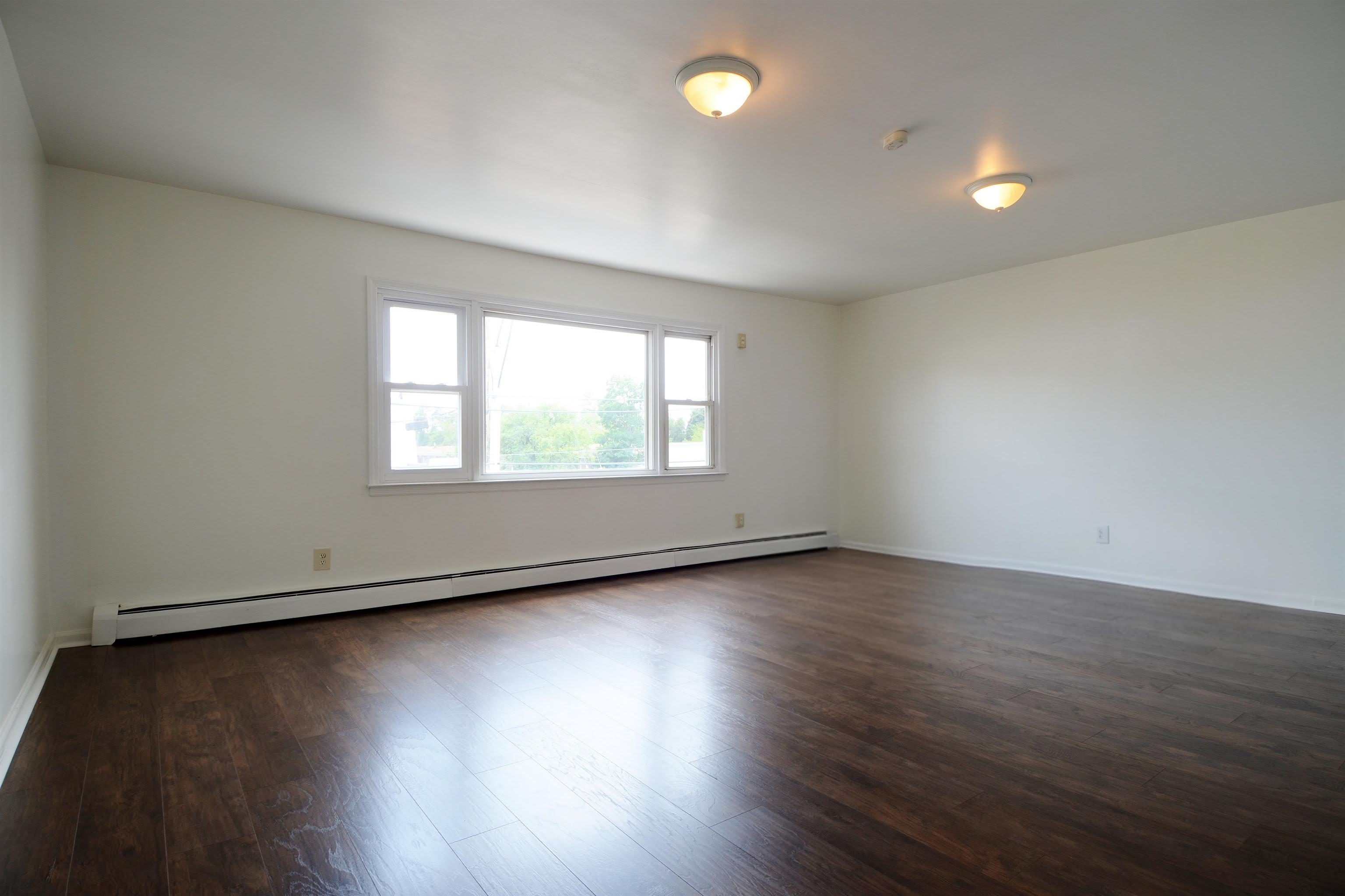 121 GARFIELD AVE – photo 5