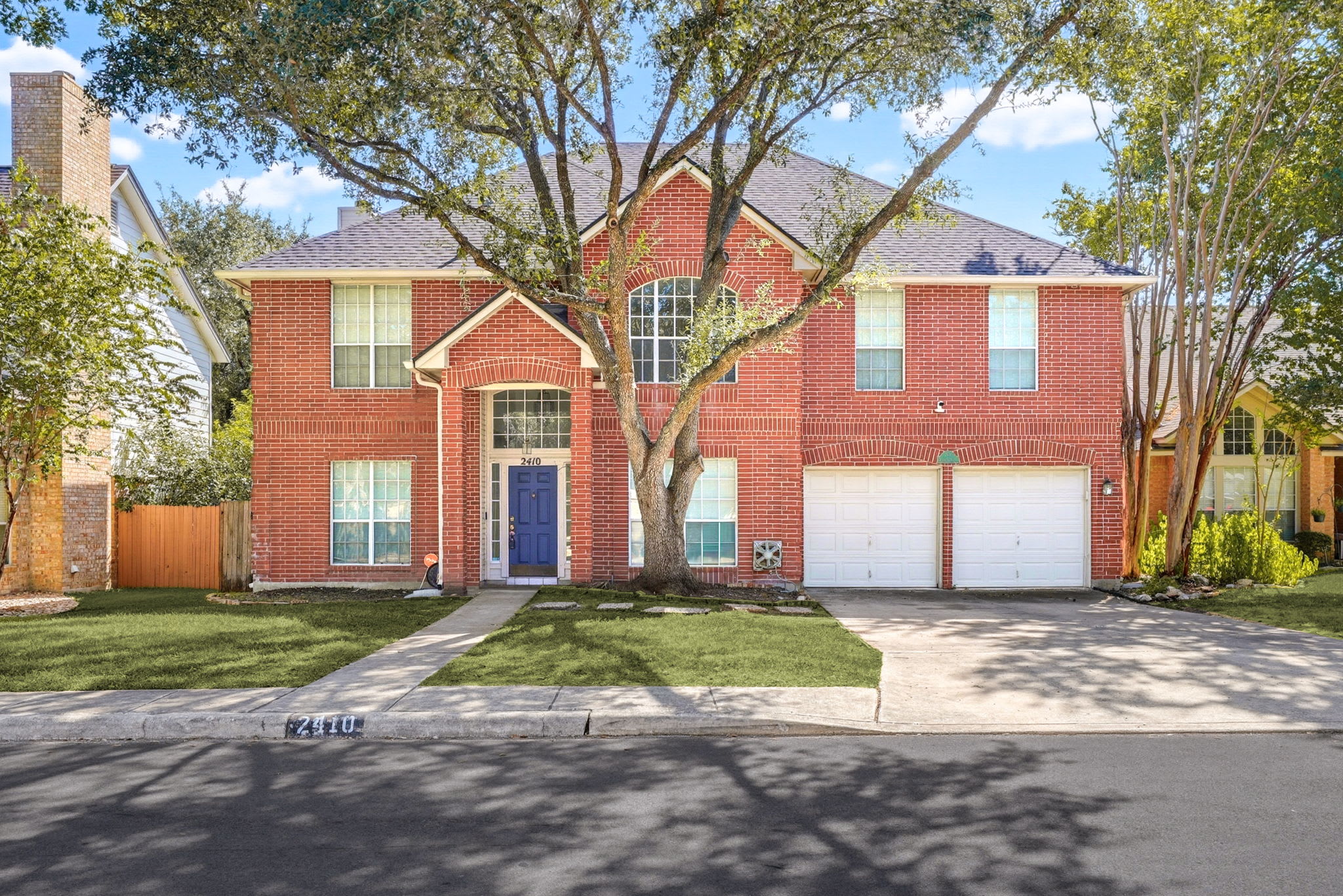 2410 Burning Trail Street – photo 1