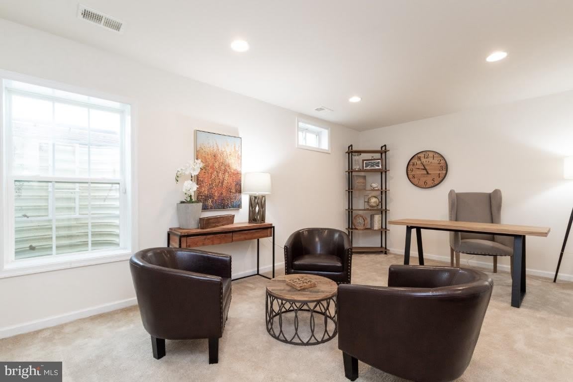 1329 GILMORE Street – photo 5