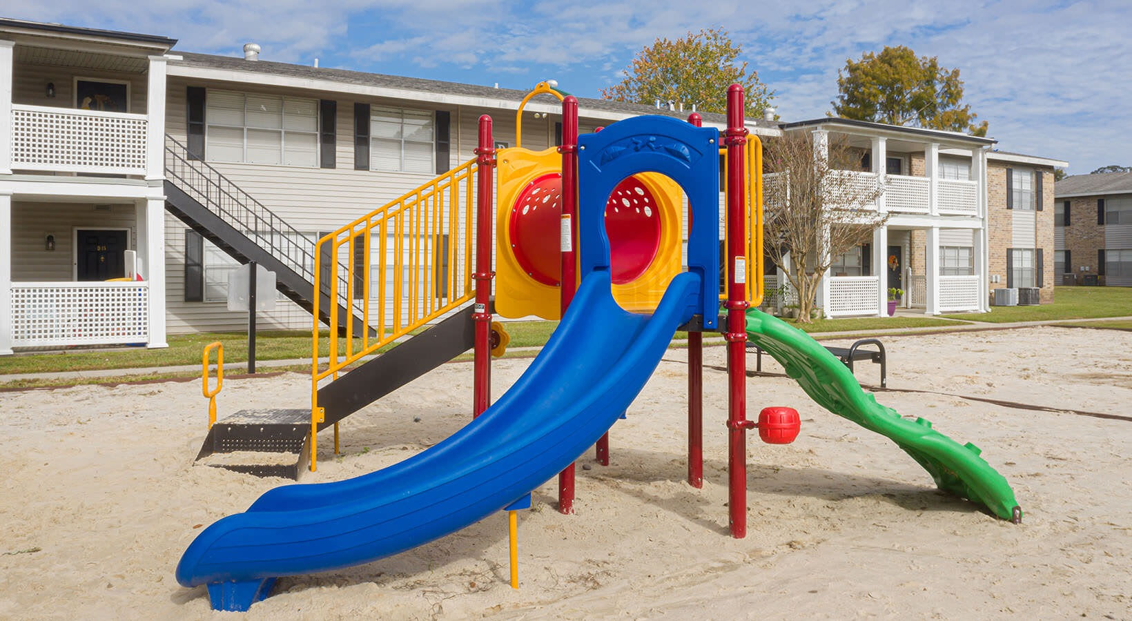 Canterbury Square Apartments – photo 2