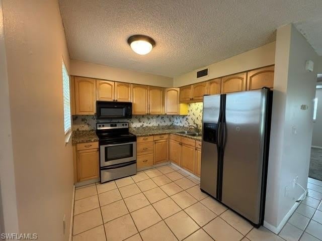 3325 Airport Rd N – photo 2