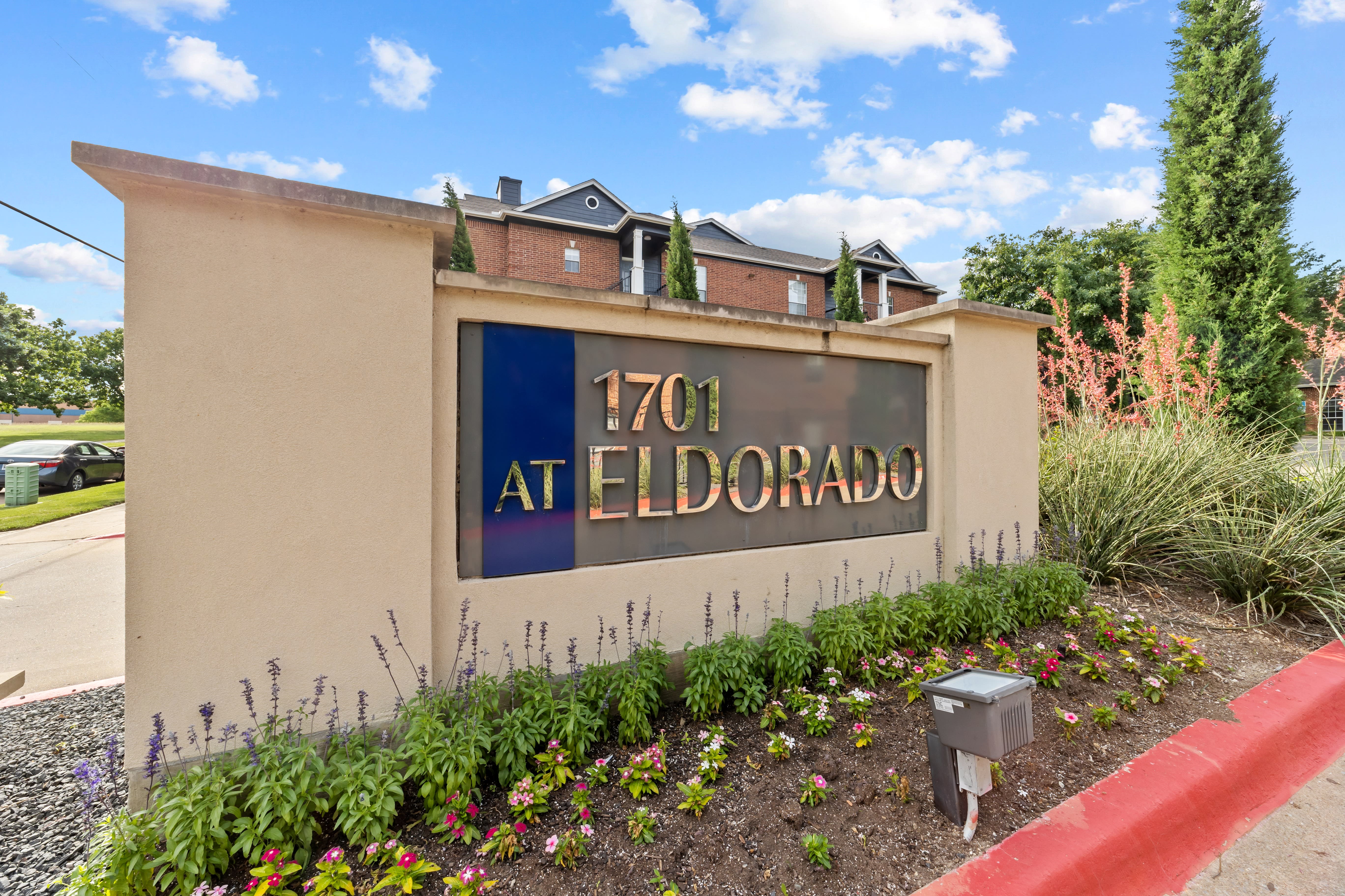 1701 at Eldorado – photo 1