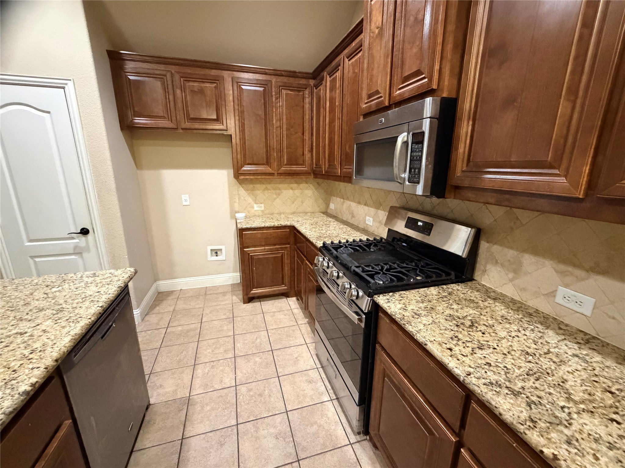 4307 Oak Bluff Road – photo 5