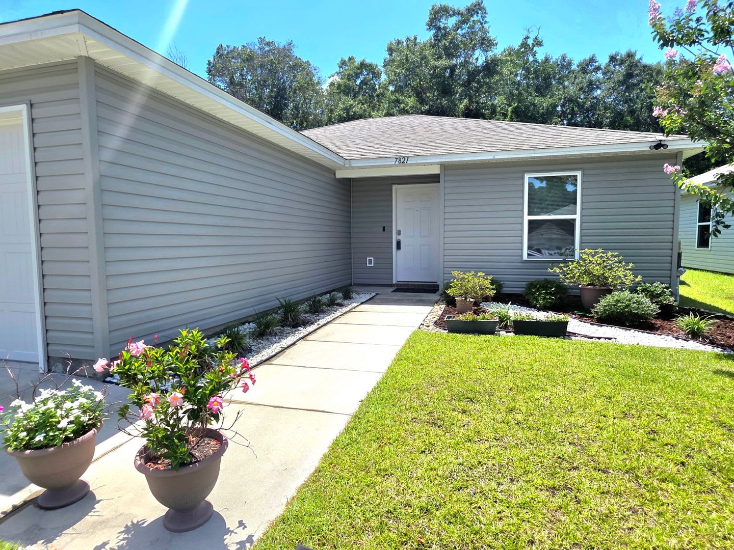 3 Bedroom 2 Bath – photo 2