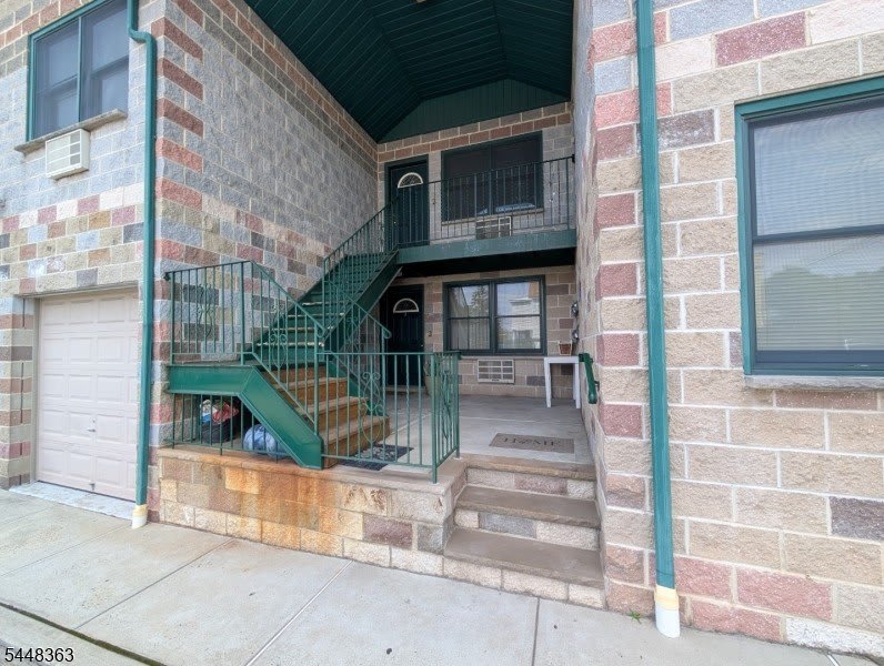 80 Schuyler Ave – photo 2