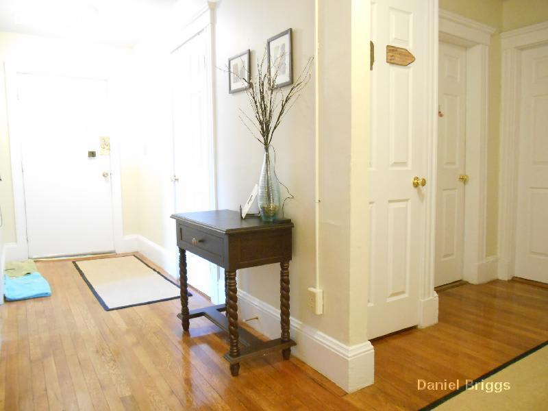 146 Chiswick Rd. – photo 4