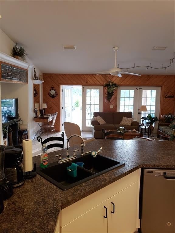 5022 BAYBERRY STREET – photo 5