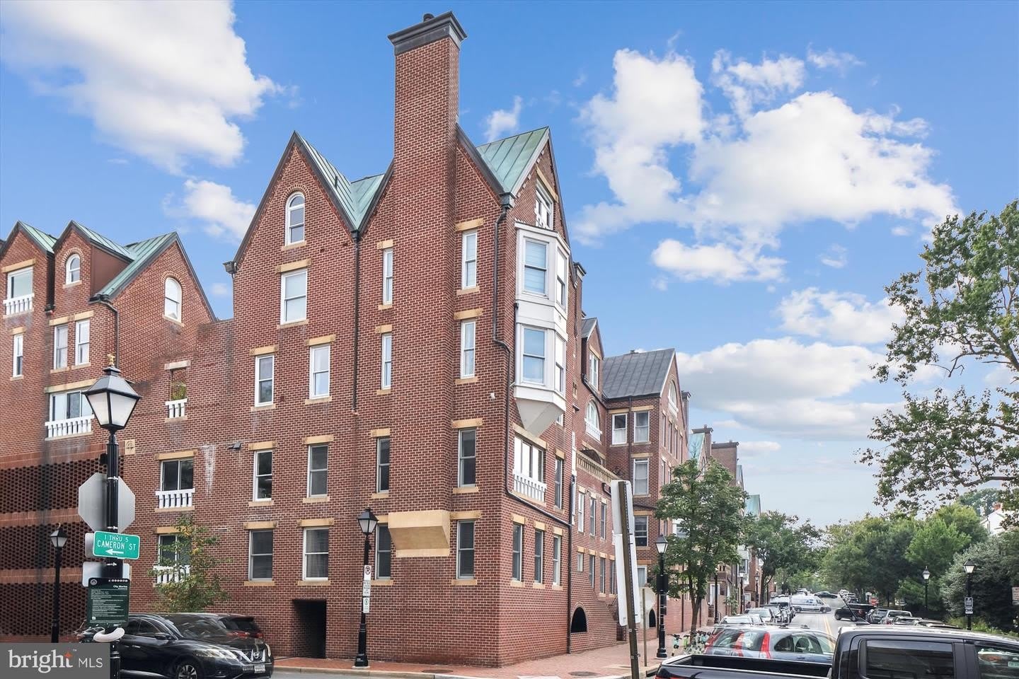 116 N UNION ST – photo 1