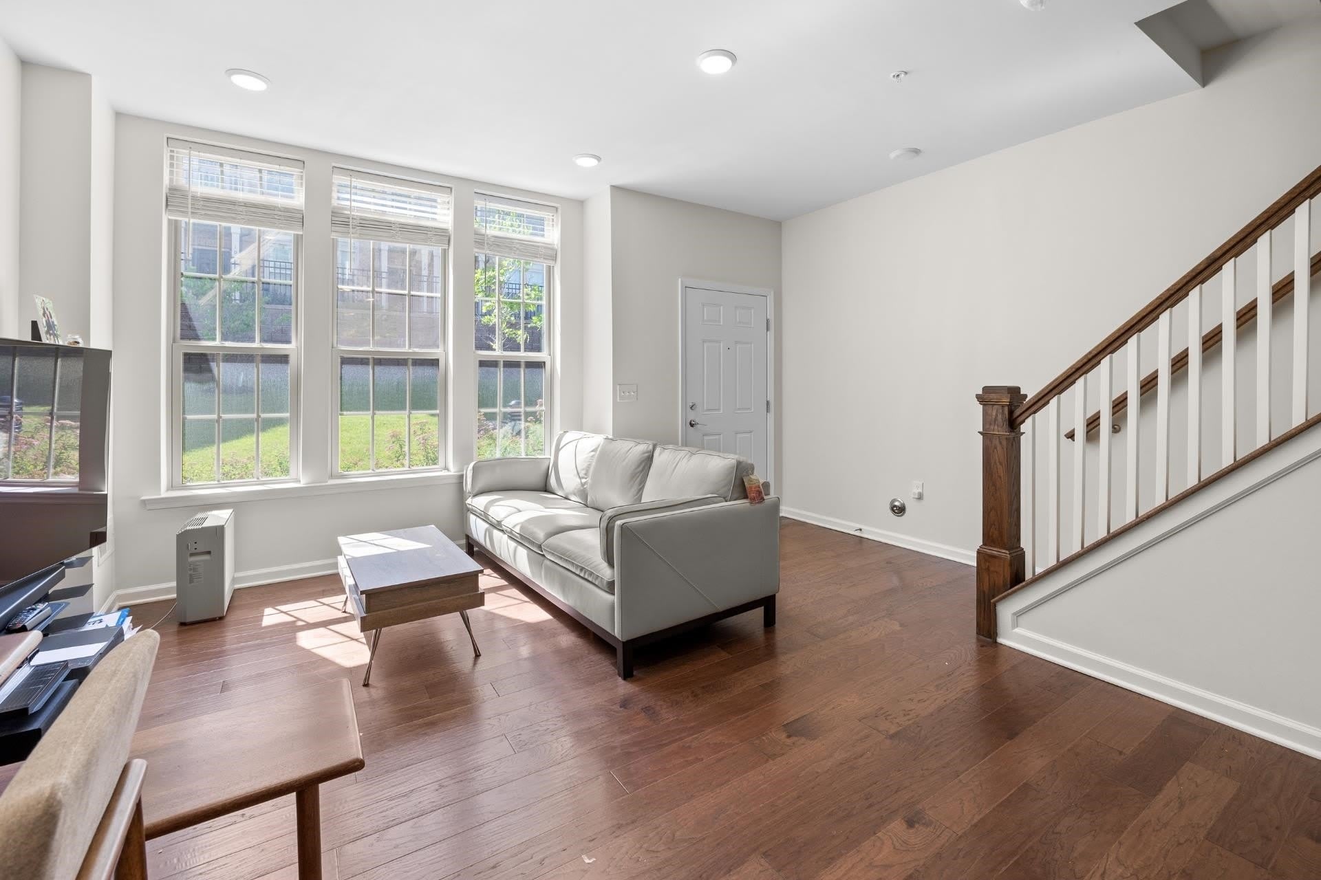 11 LEAHY DR – photo 2