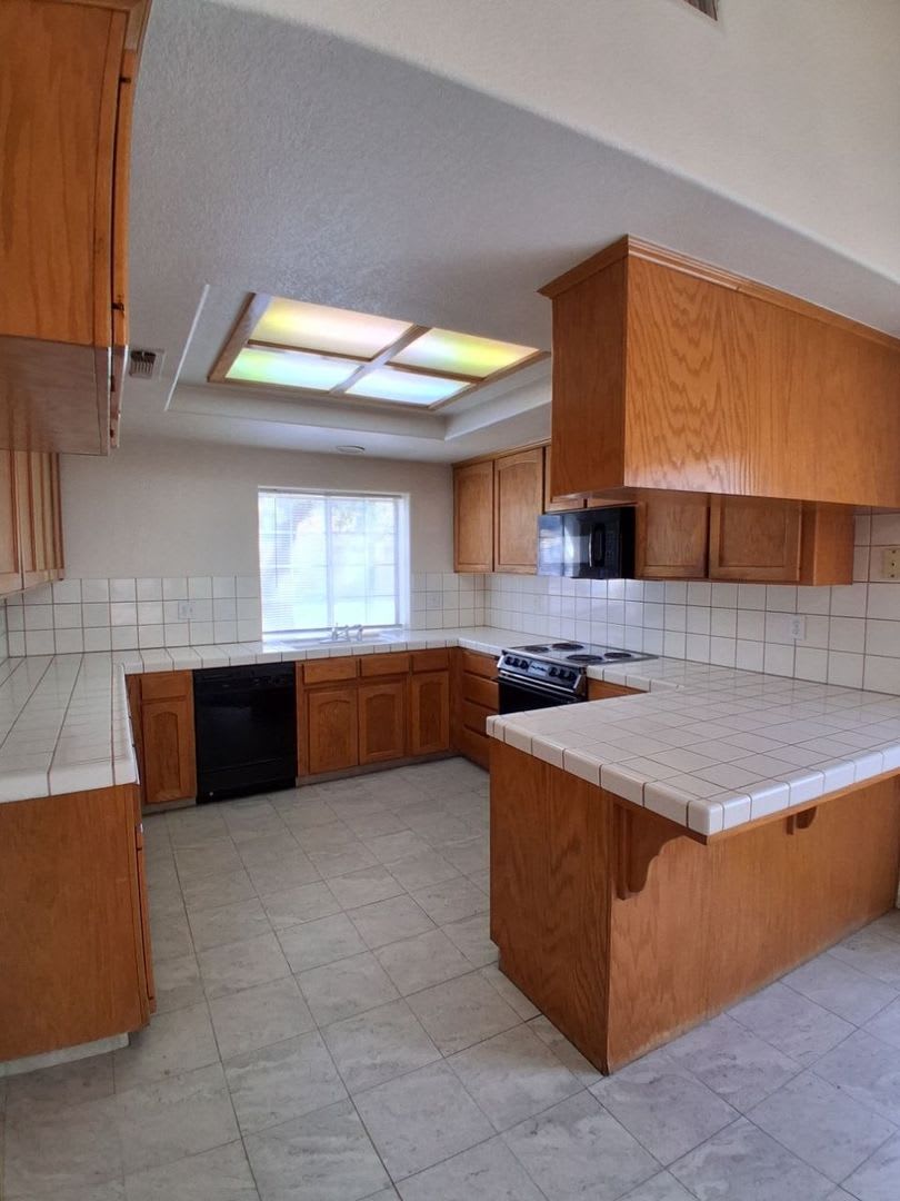 Fort Washington 3 Bedroom Home Located Near Champlain & Perrin! – photo 5