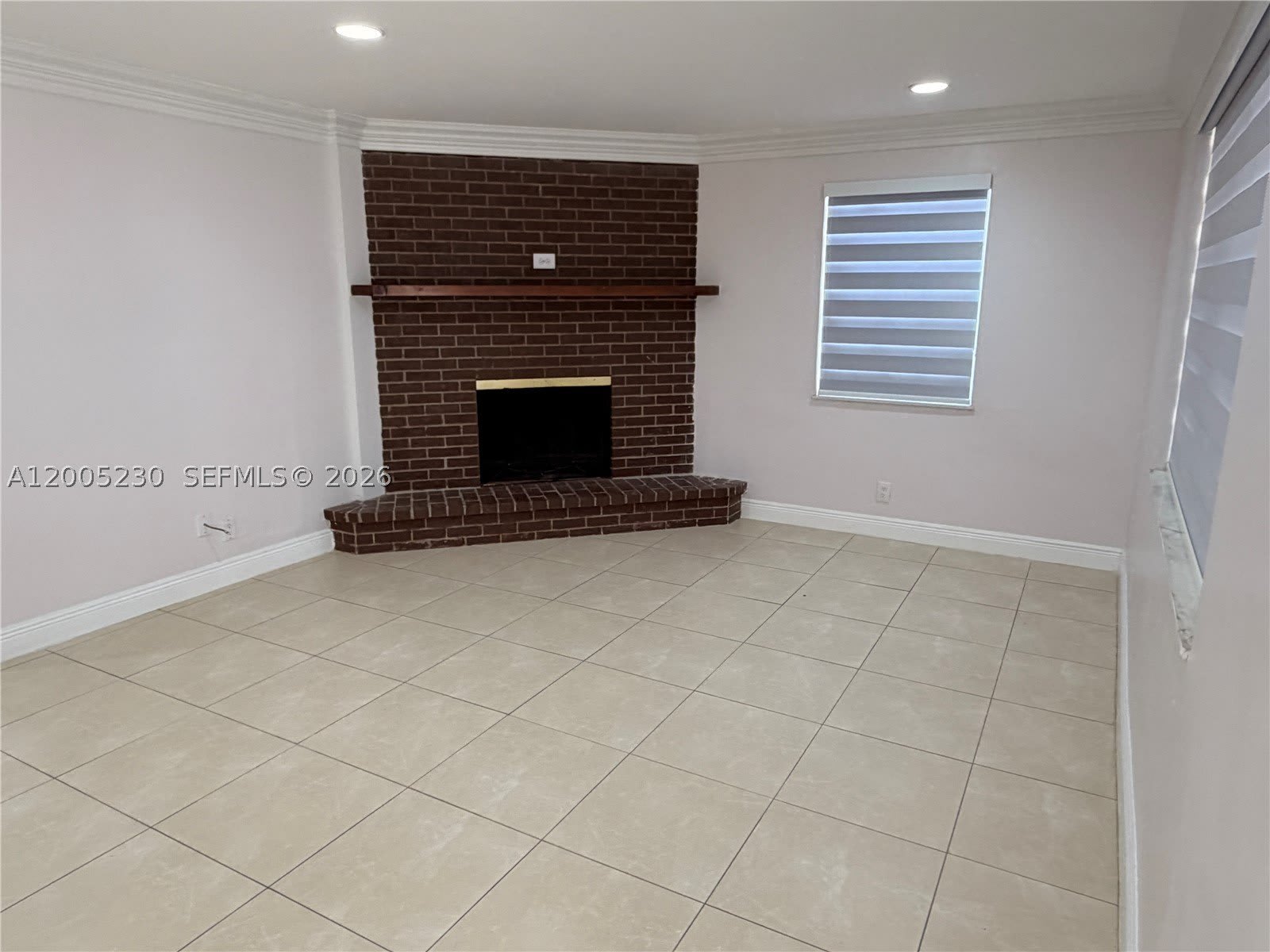 3011 N 74th Ave – photo 4