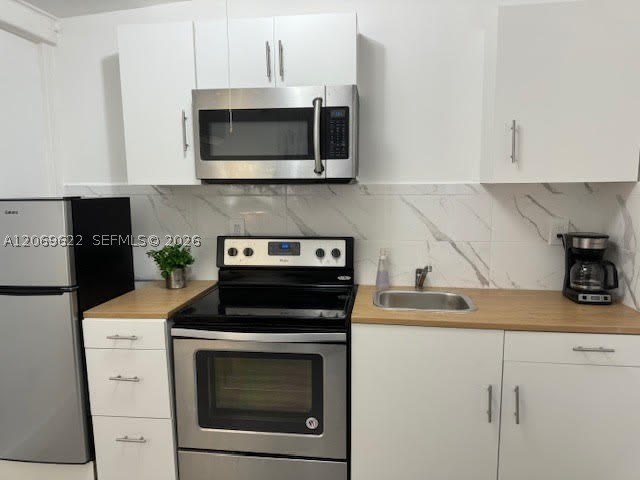 1270 NE 210th Ter – photo 4