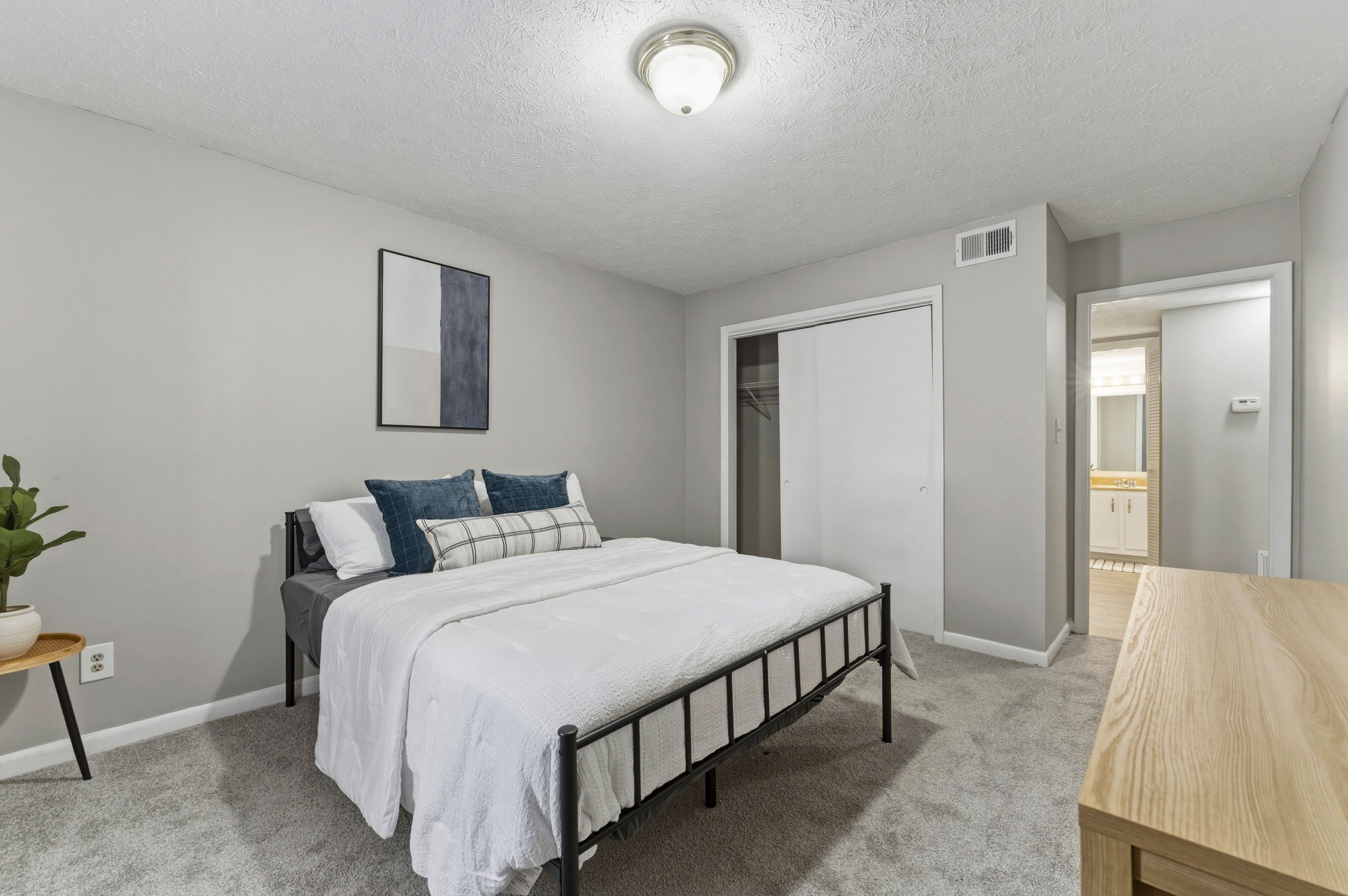 4381 Ward Bluff Court – photo 5