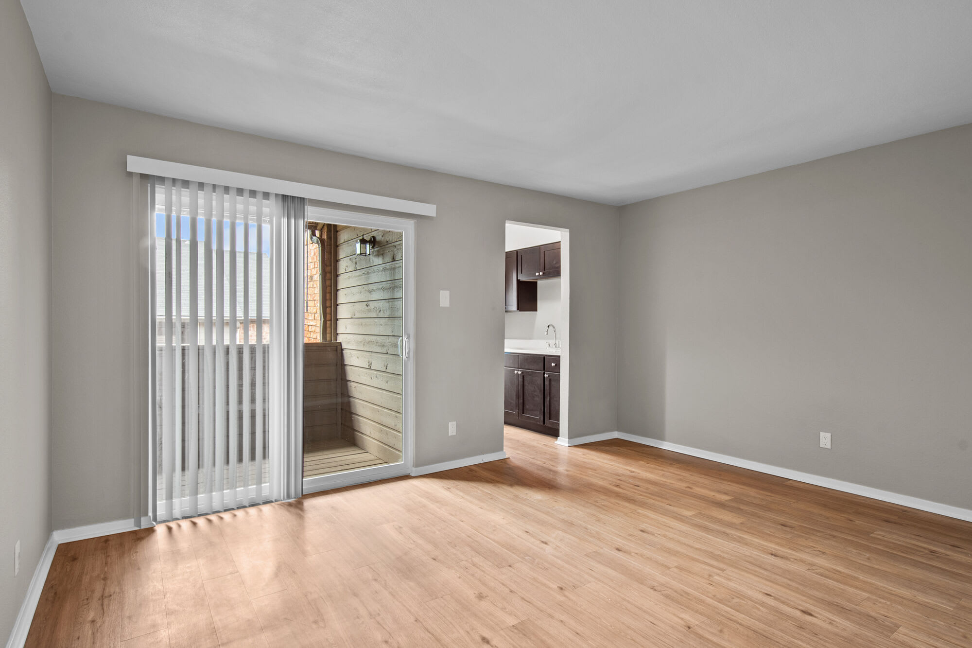 Kennington Apartments – photo 3