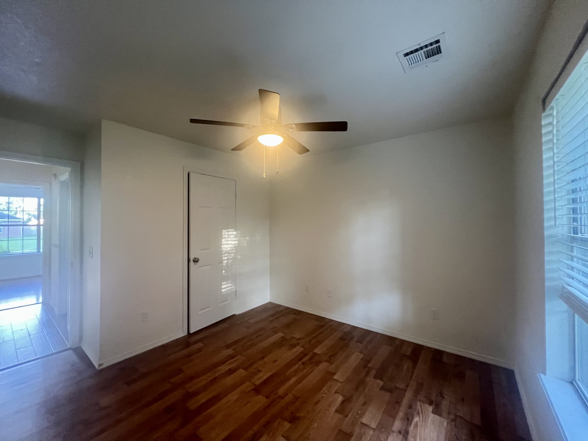 531 Walker Street – photo 5