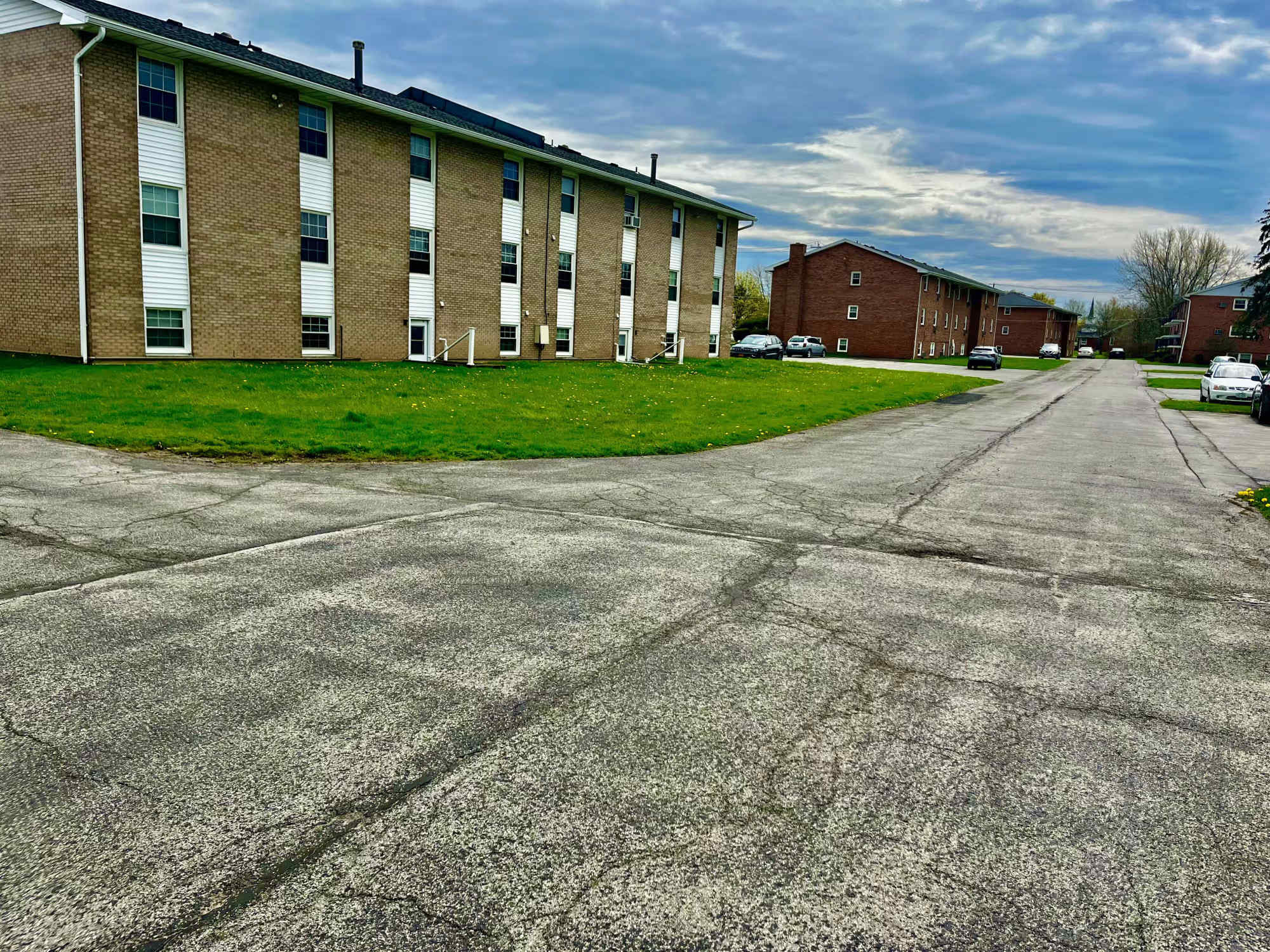 East Towne – photo 5