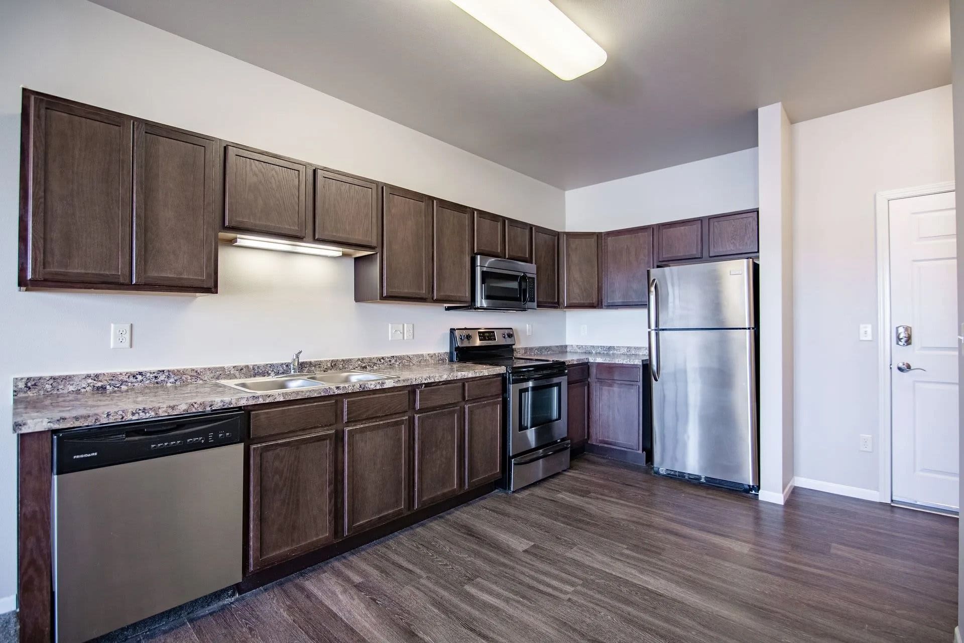 West Creek Crossing Apartments – photo 4