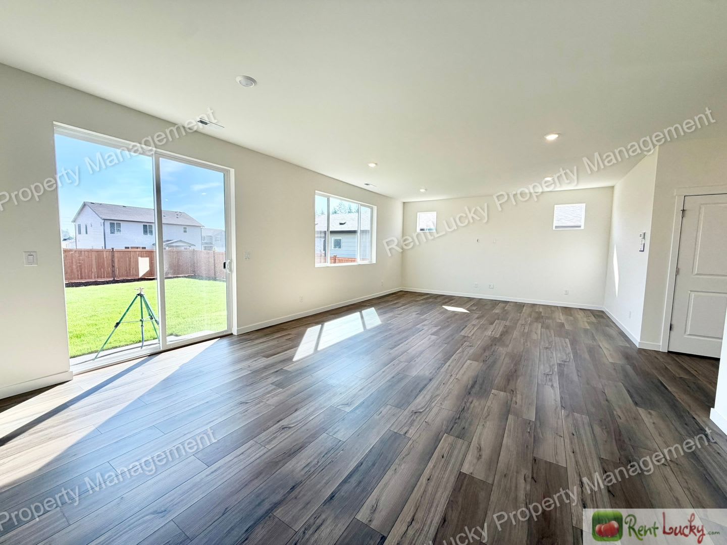 Newly Constructed 4 Bedroom Home In Bonney Lake With Mt Rainier Views – photo 5