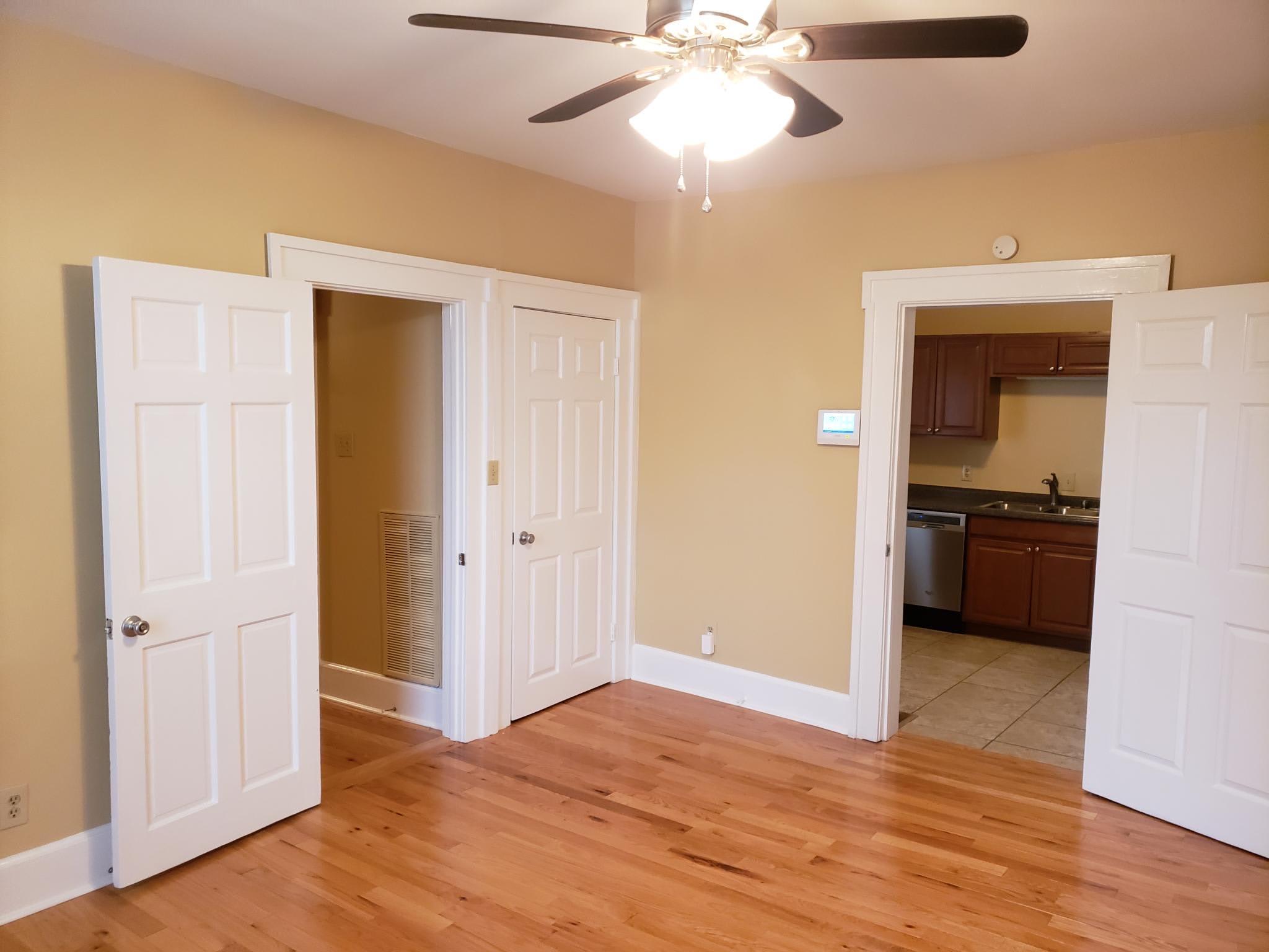 105 S Mc Lemore Ave – photo 5