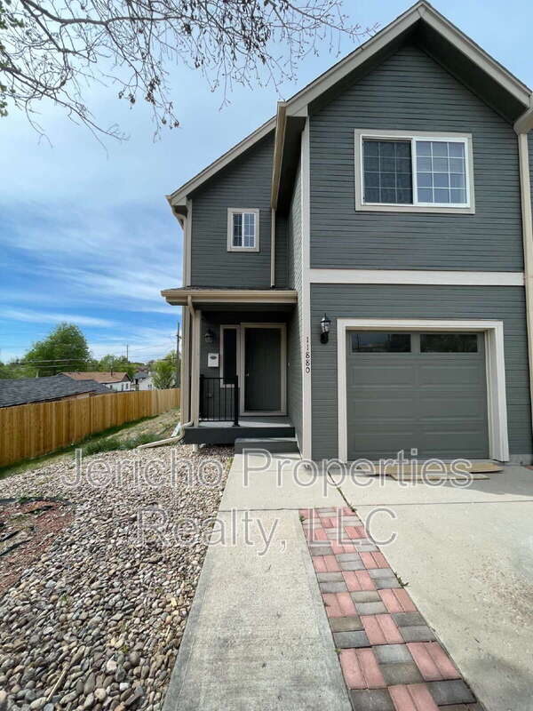 11880 Independence Avenue – photo 1