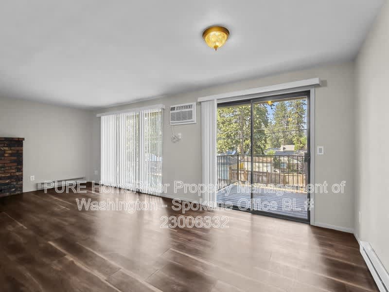 1301 E 29th Ave – photo 4