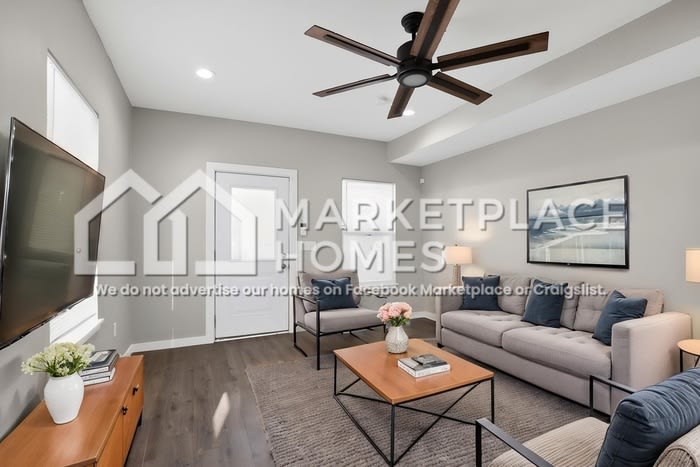 1013 N Harlan St – photo 2