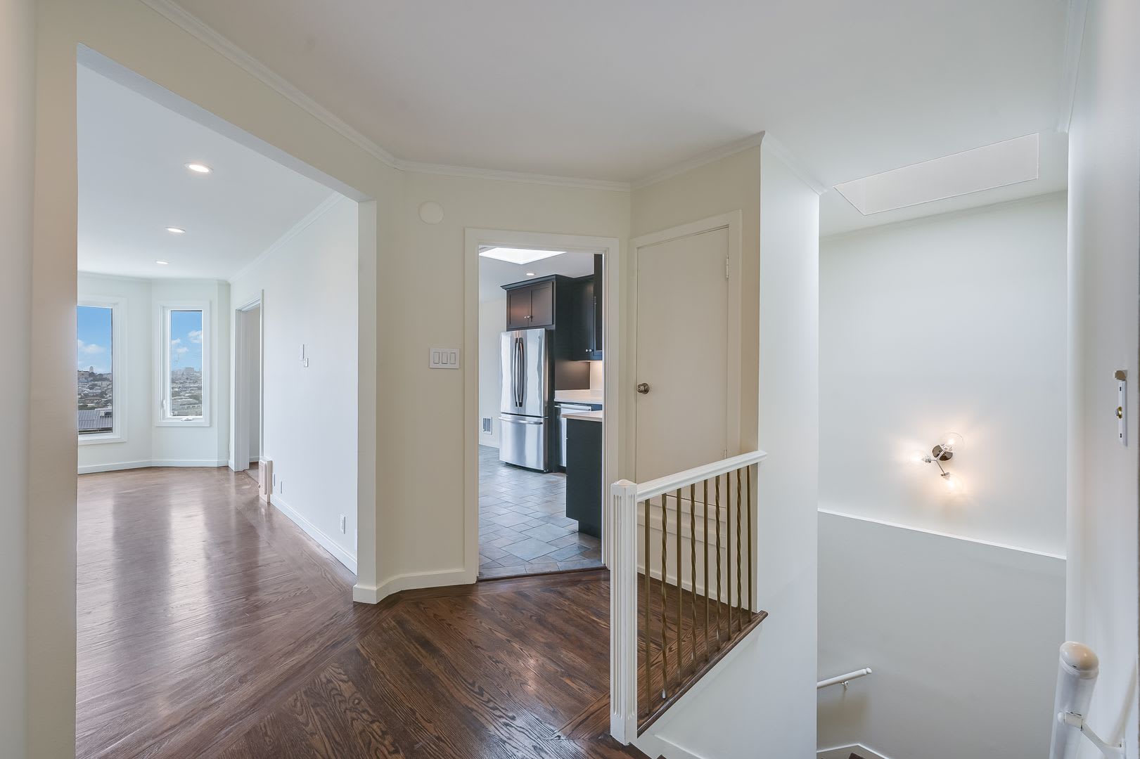 Panoramic SF Views, Elevated Cul-de-Sac Home in Eureka Valley – photo 5