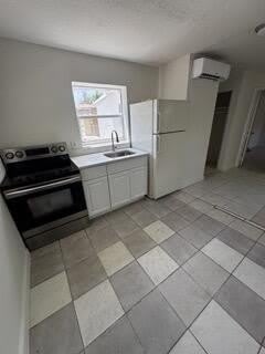 608 Ne 2Nd – photo 3