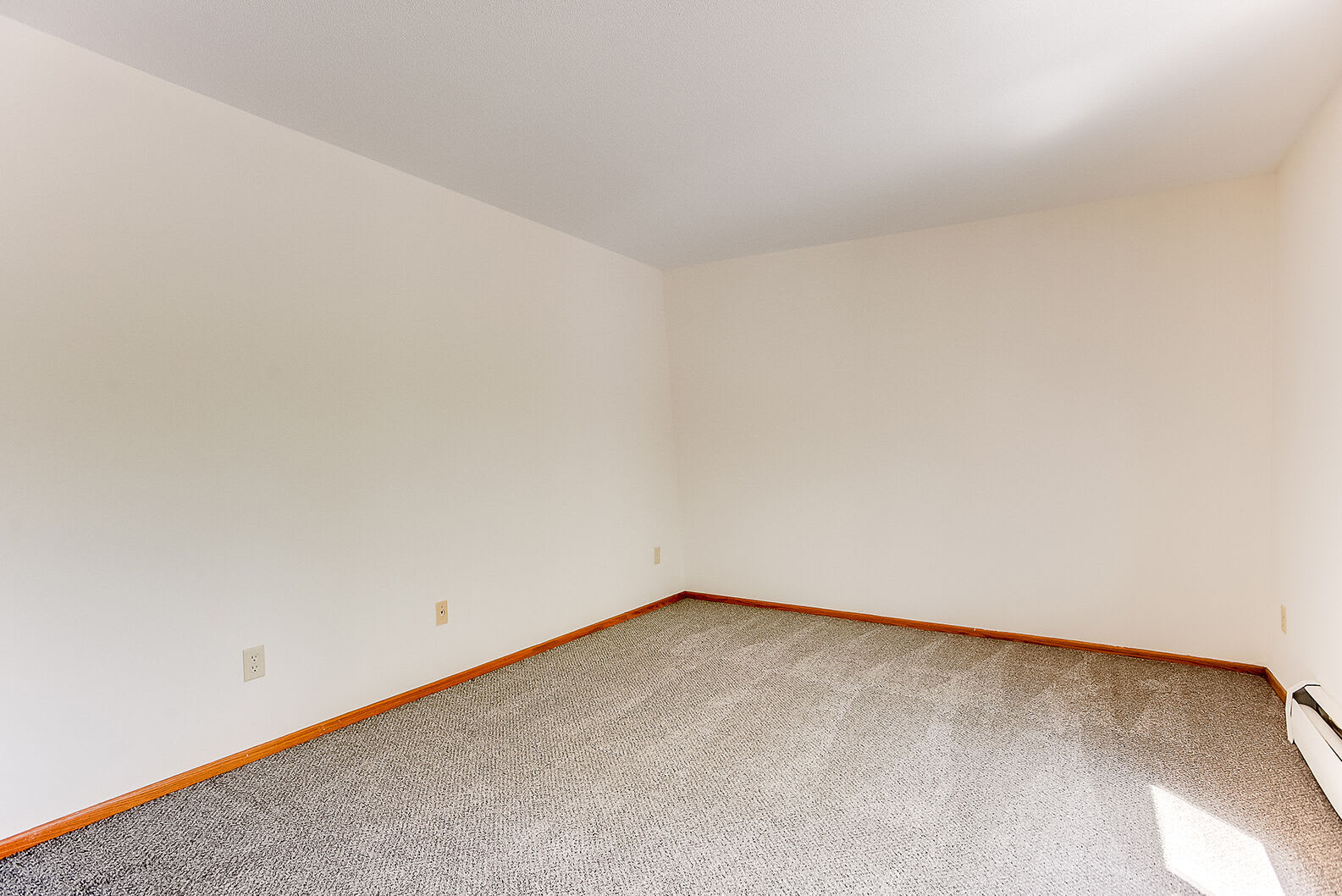 Cambridge Court Apartments – photo 4