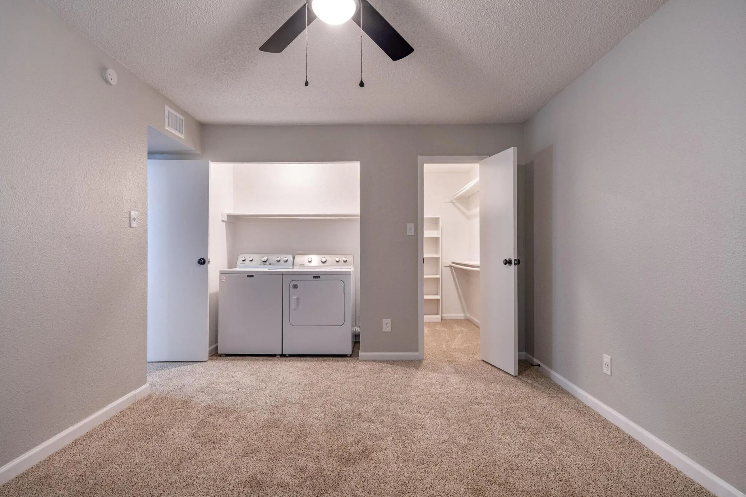 Skylar Pointe – photo 4