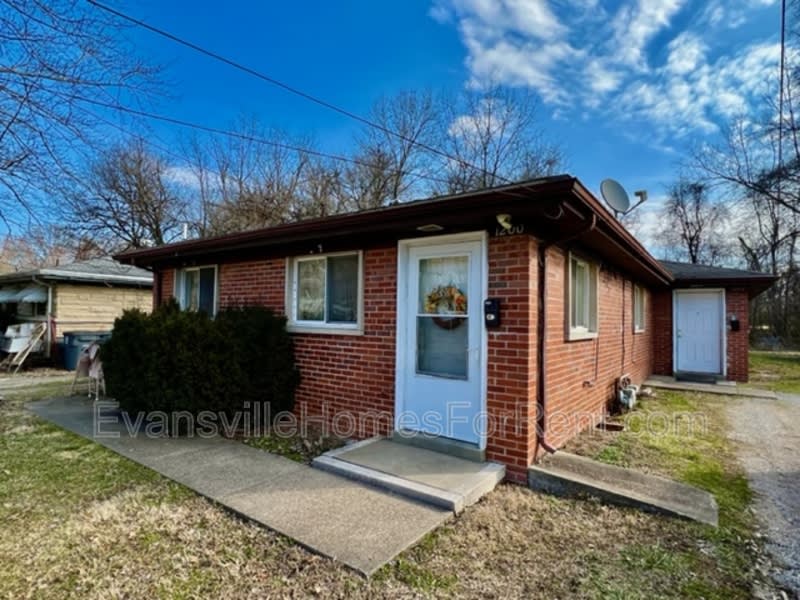 1202 South Lombard Avenue – photo 1