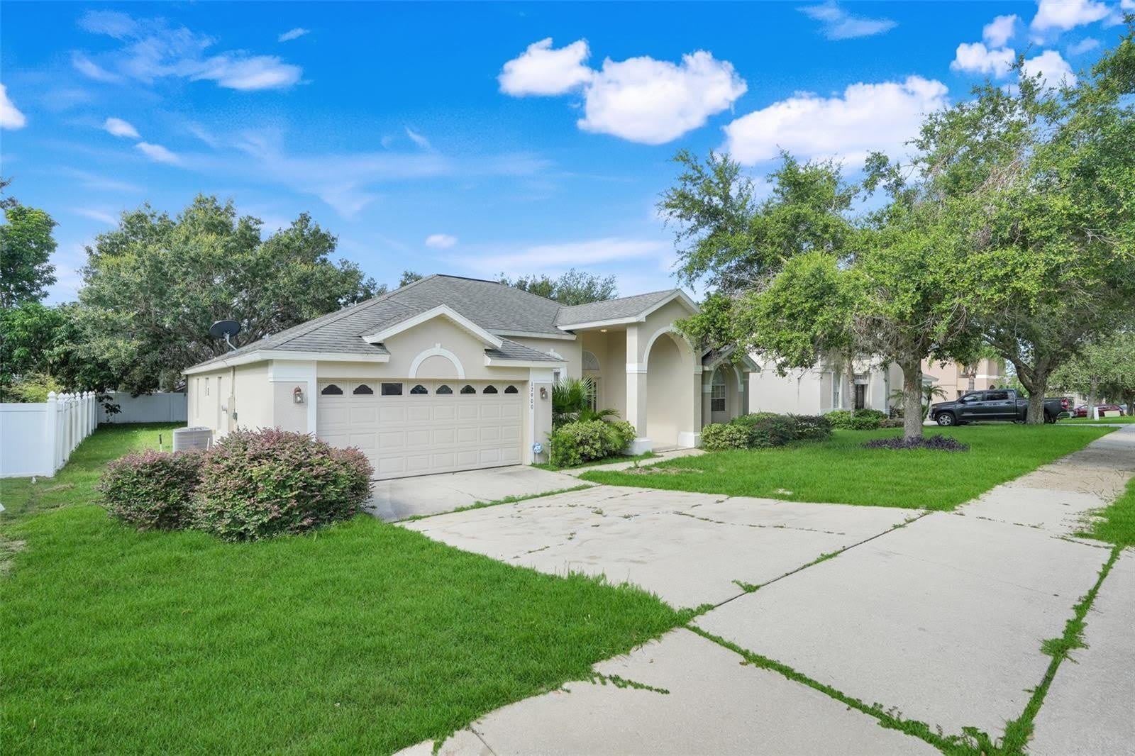 12900 CLOVERDALE Lane – photo 3