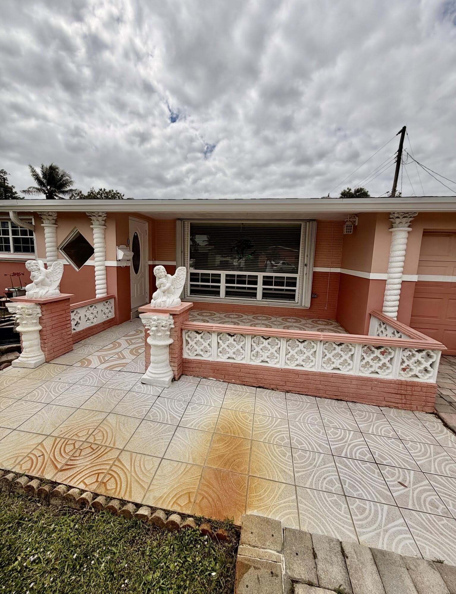 7648 Alhambra Boulevard – photo 2