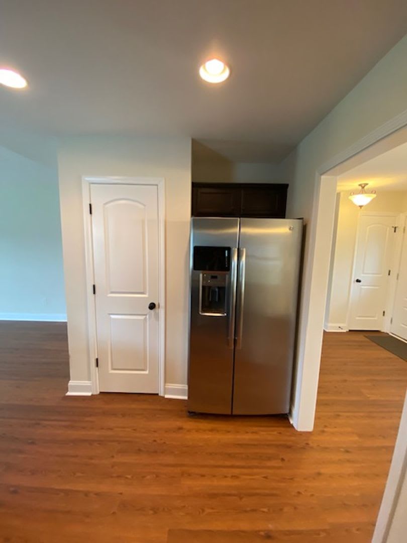 3 Bedroom 2 Bath home in LEXINGTON. – photo 4