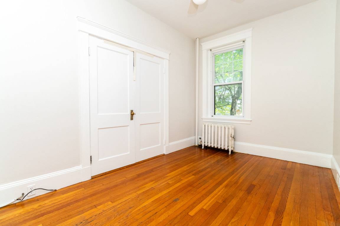 61 Quint Avenue – photo 5