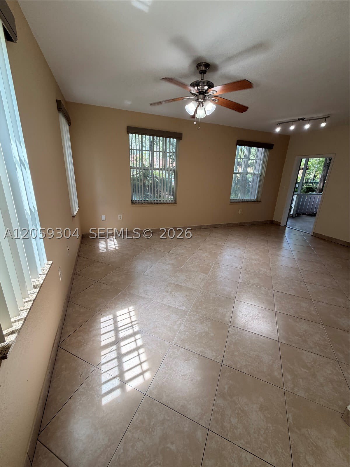 6640 W Sample Rd – photo 2