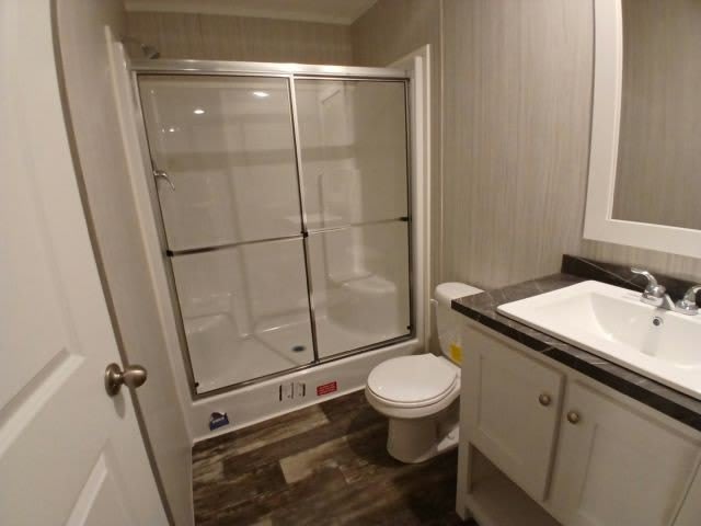 868 E Commerce St – photo 5