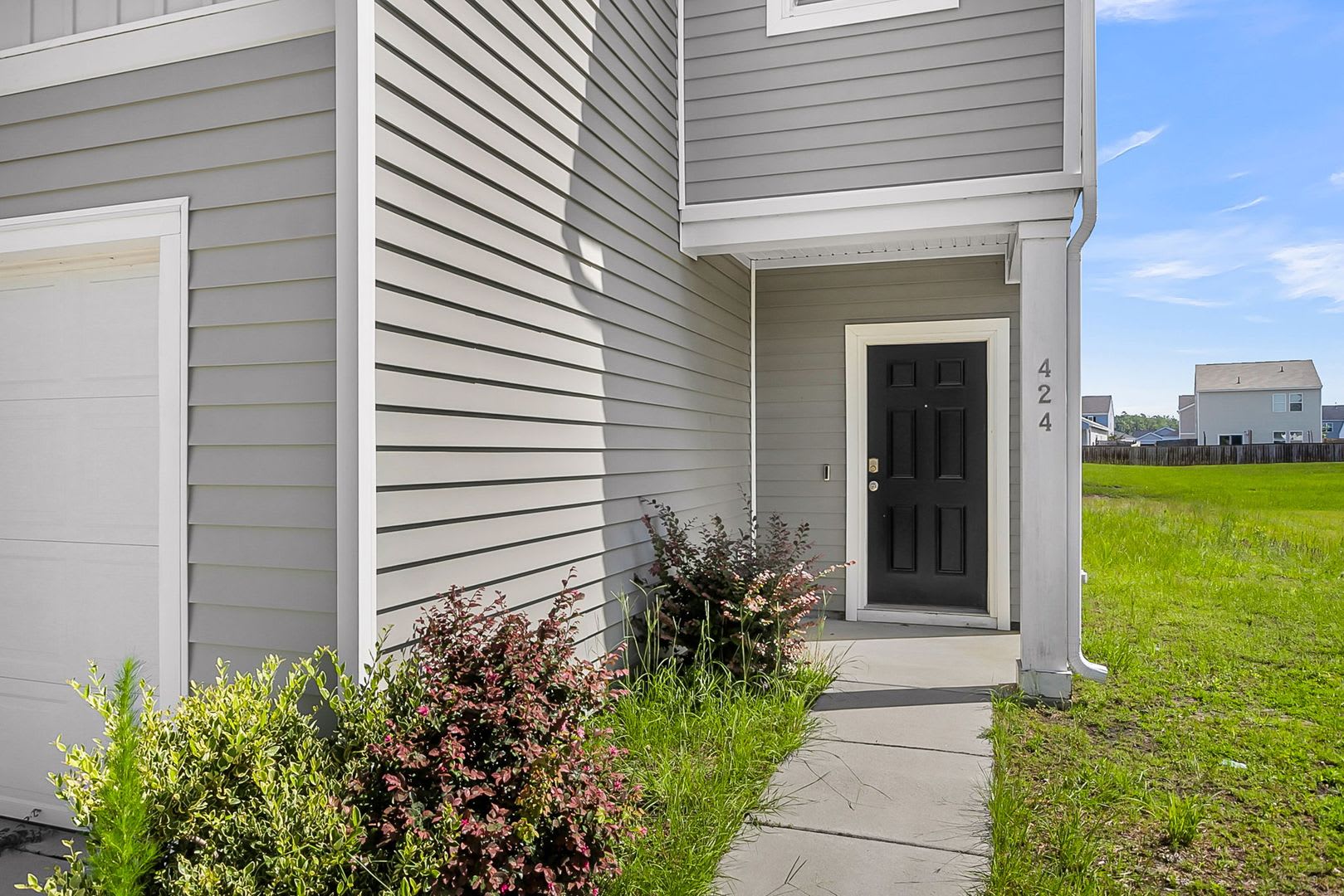 Spacious Living in the Heart of Cane Bay – photo 5