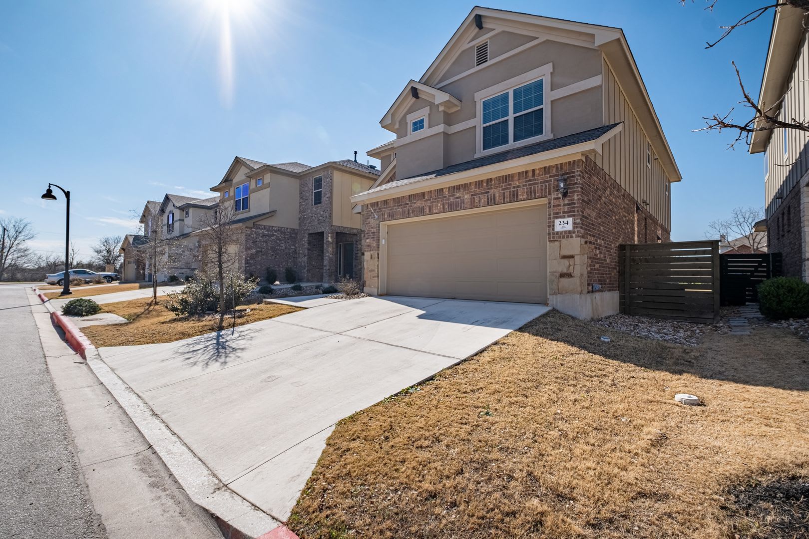 Refreshing 3 Bedroom, 2.5 Bath, 2-Story Home in Round Rock University Park Villas – photo 3