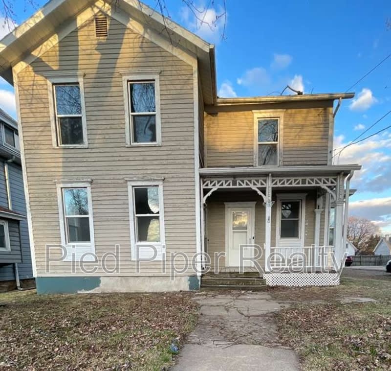 217 North West Avenue – photo 1