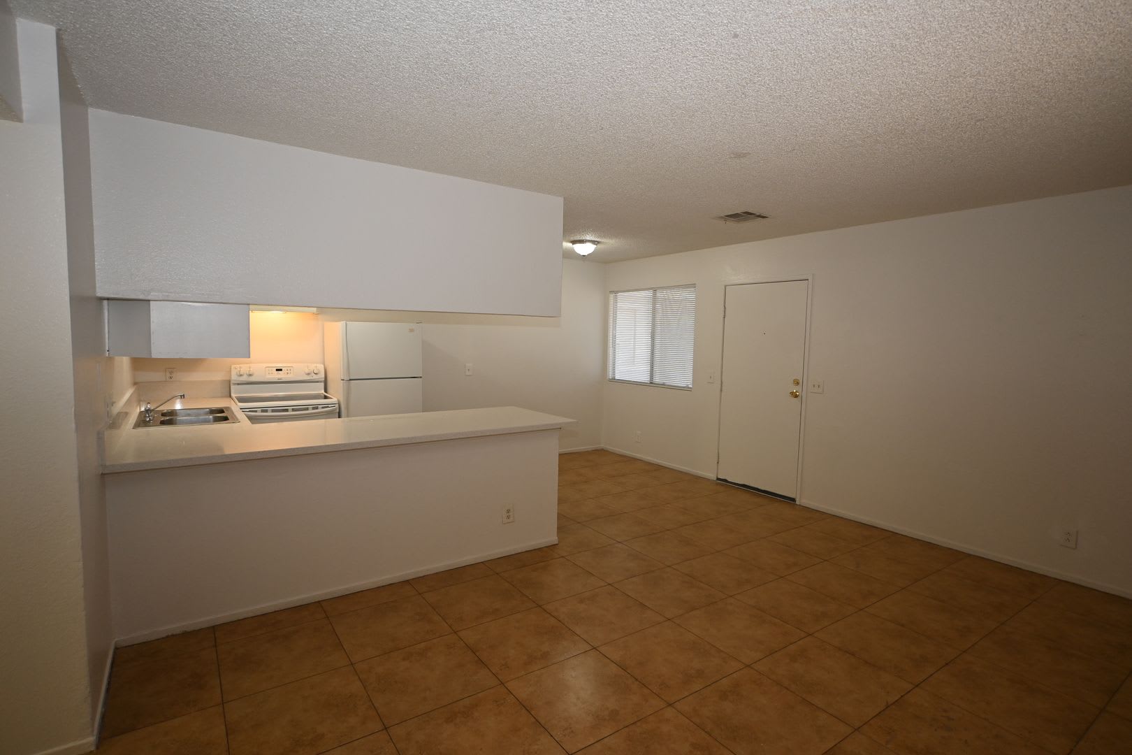 302 Eastminister -RECENTLY REMOMDELED KITCHEN – photo 5