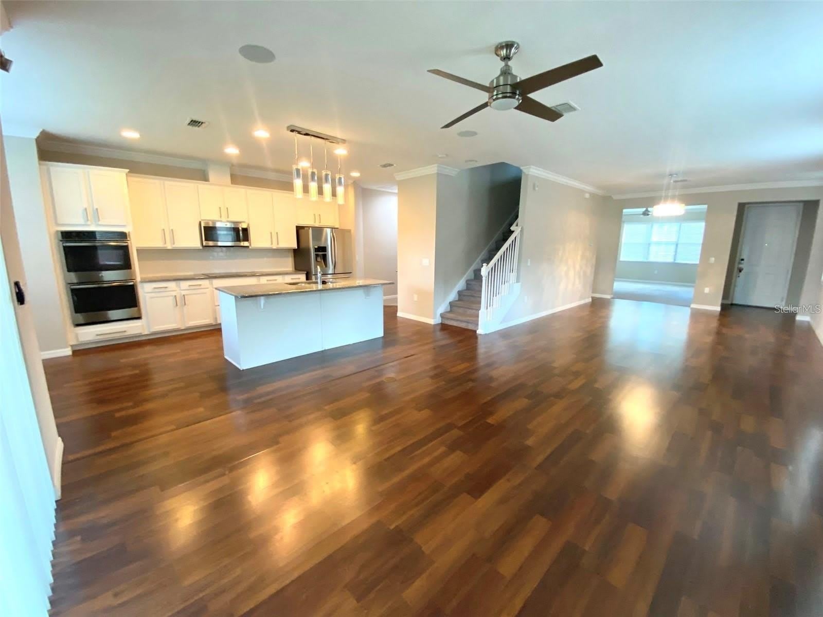 10007 LEYBURN Court – photo 3