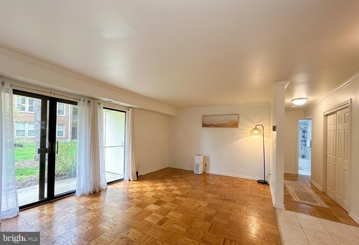 6008 WESTCHESTER PARK Drive – photo 5