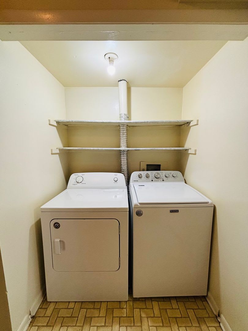 3 Bedroom 2.5 Bath Townhouse – photo 5