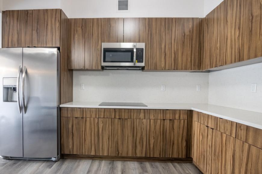 2406 Hoffman Street – photo 4