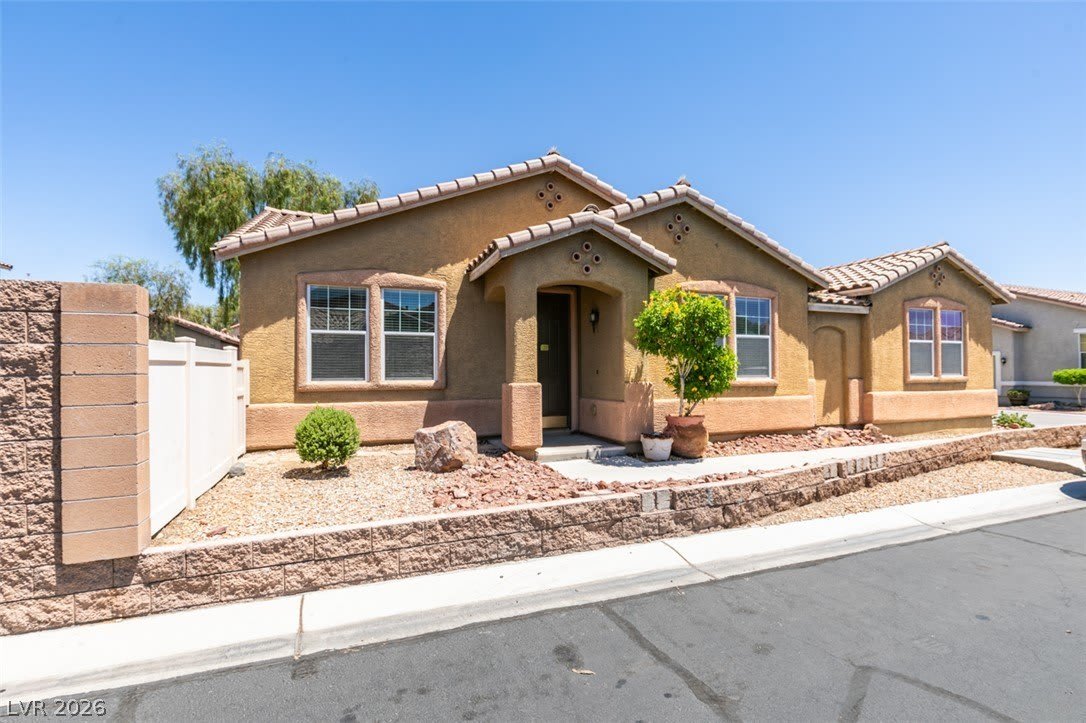 6840 Frances Celia Avenue – photo 2
