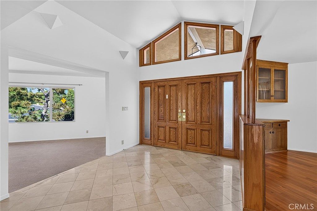 10401 Wystone Ave – photo 3