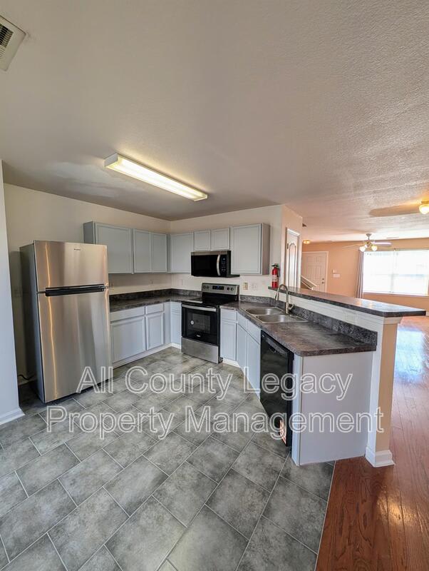 1928 Shawn Wayne Cir SE – photo 2